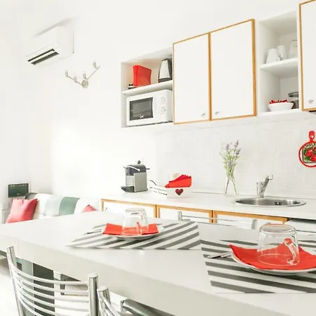 Likehome - Via Crema * Mediolan