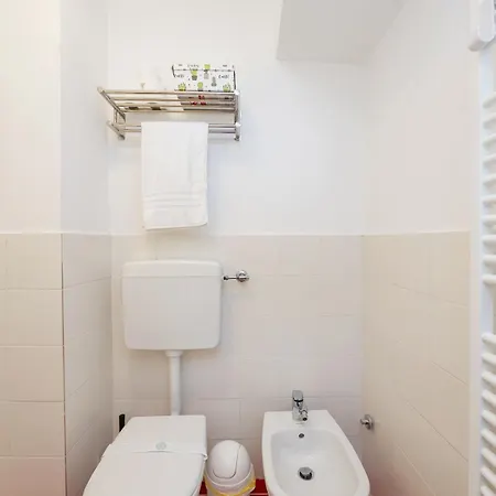 Likehome - Via Crema Appartement *